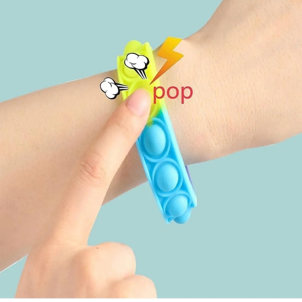 4 Pack! Popit Bracelets & Keychains - Picture 4 of 4